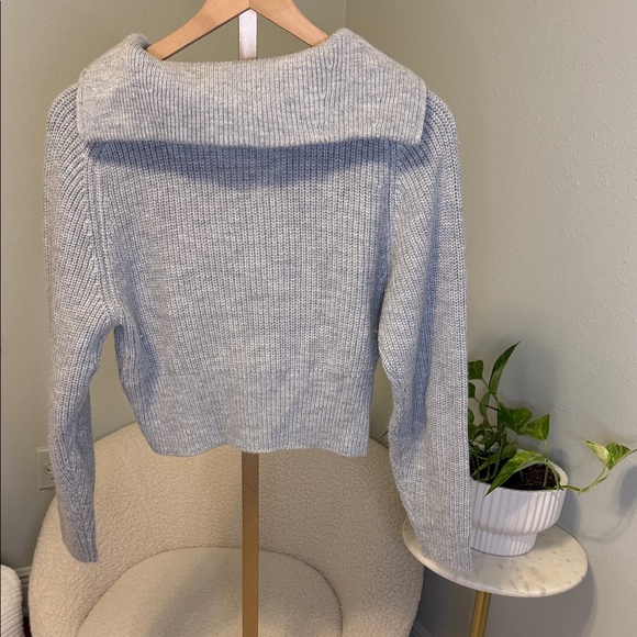 Wayf Light Gray Cropped Half-Zip Cowl Sweater - Picture 5 of 6